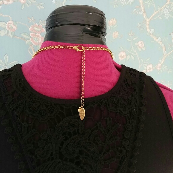 Coldwater Creek Necklace Gold & Black - Picture 4 of 5